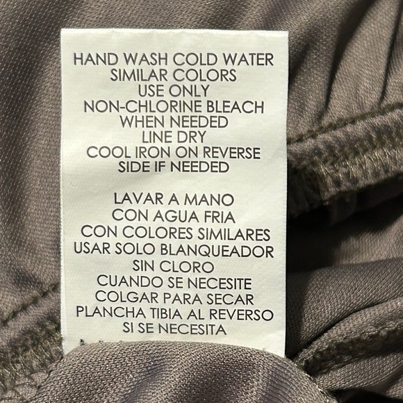 CLOTH & PEOPLE Olive Green Halter Eyelet Lace Bodice. Front Slit Crepe Maxi MED - Picture 7 of 13